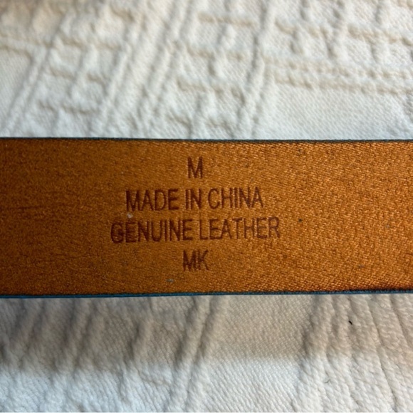 NEW Three Row Pyramid Studded Blue Leather Belt Unisex Size Medium - Picture 5 of 5